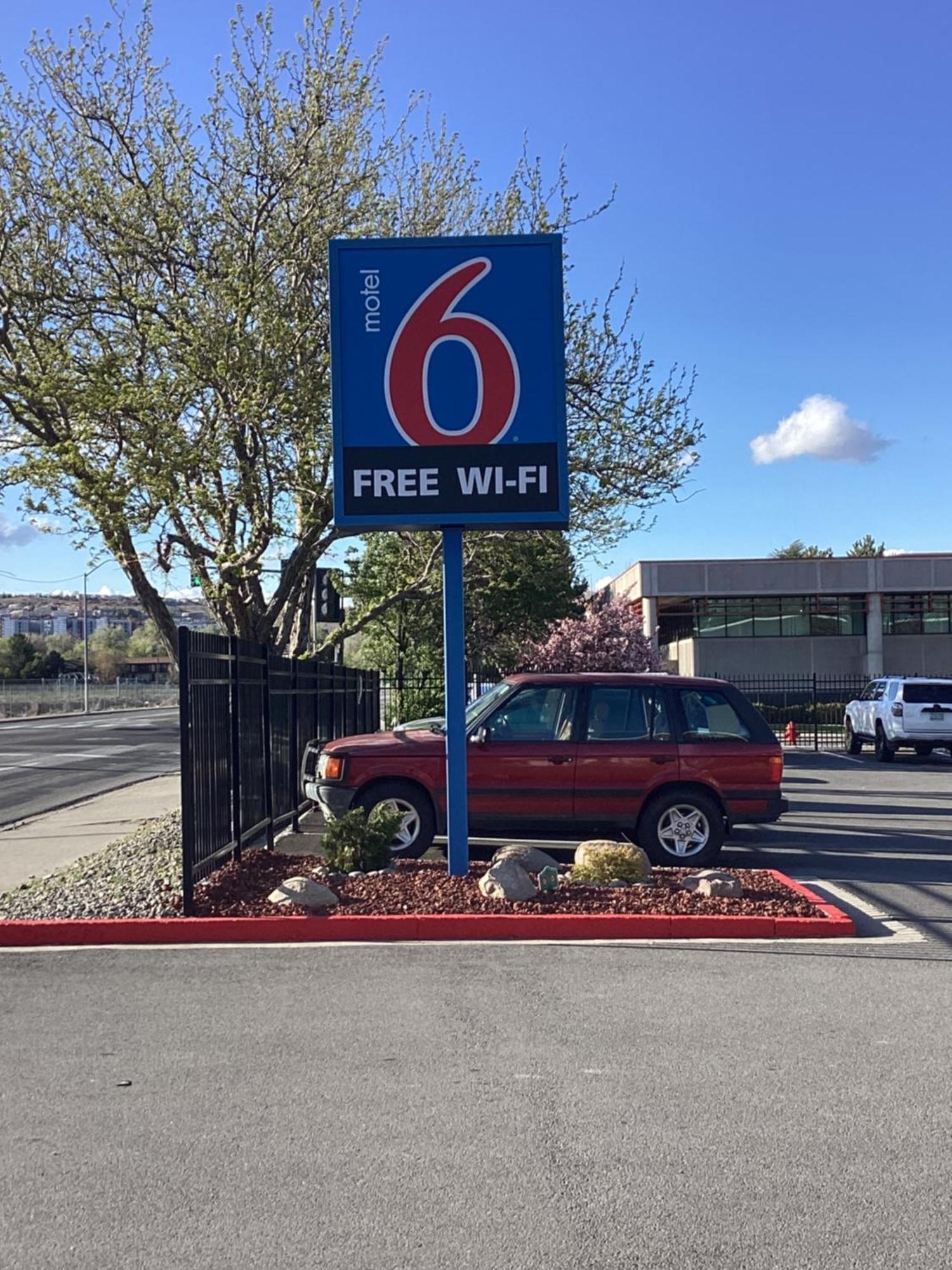 Motel 6-Reno, Nv - Livestock Events Center Exterior photo